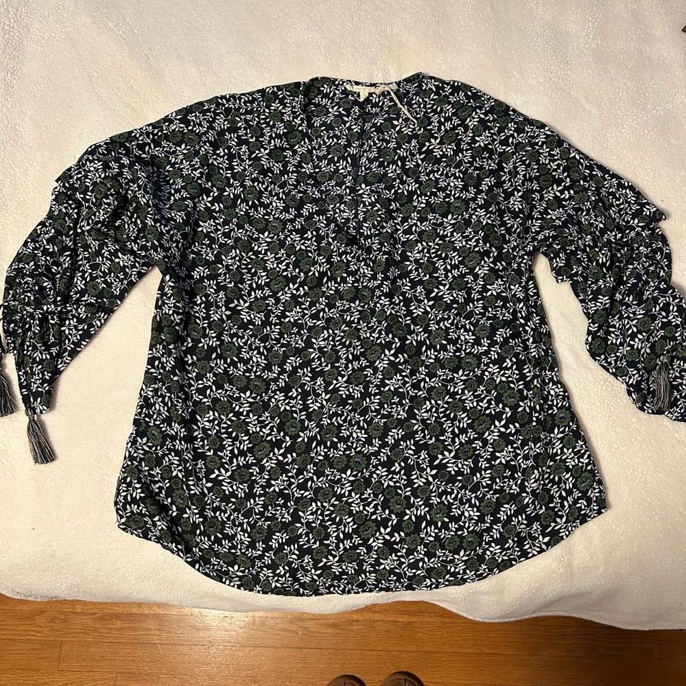 Women’s blouse
